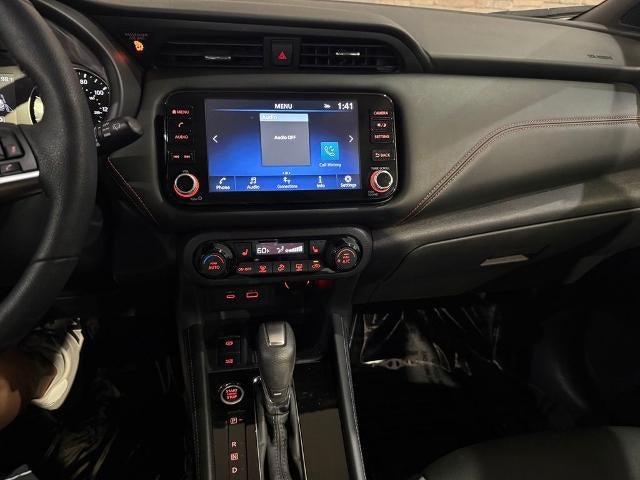 2023 Nissan Kicks SR FWD