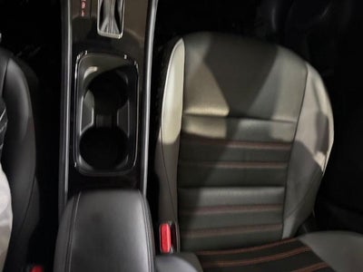 2023 Nissan Kicks SR FWD