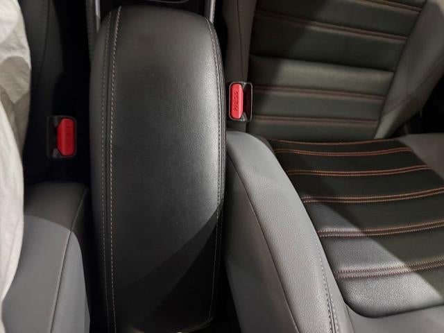 2023 Nissan Kicks SR FWD