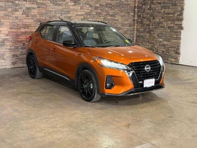 2023 Nissan Kicks SR FWD