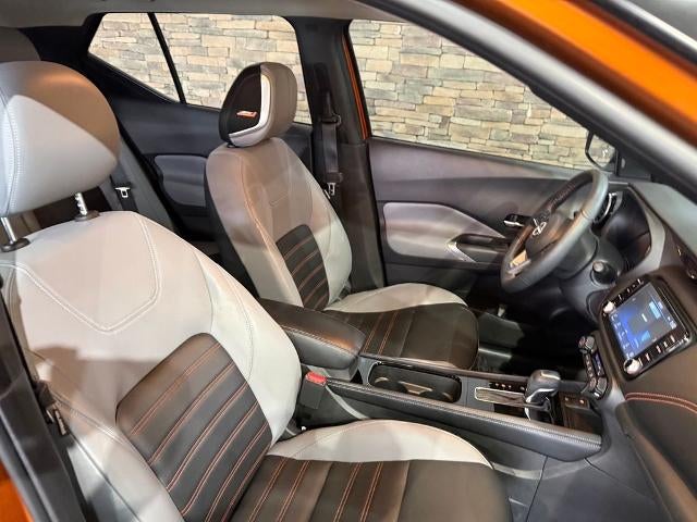 2023 Nissan Kicks SR FWD
