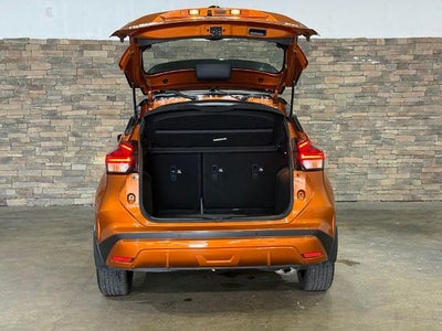 2023 Nissan Kicks SR FWD