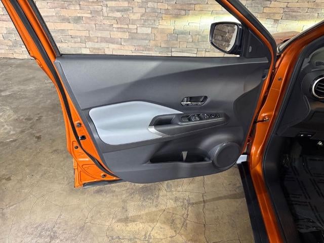 2023 Nissan Kicks SR FWD