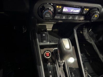 2023 Nissan Kicks SR FWD