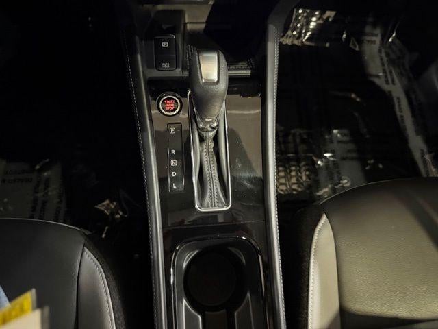2023 Nissan Kicks SR FWD