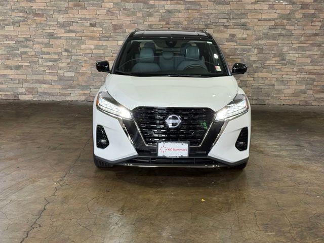 2023 Nissan Kicks SR FWD