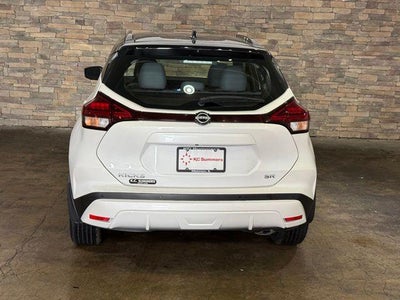 2023 Nissan Kicks SR FWD