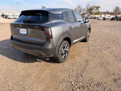 2025 Nissan Kicks SV FWD