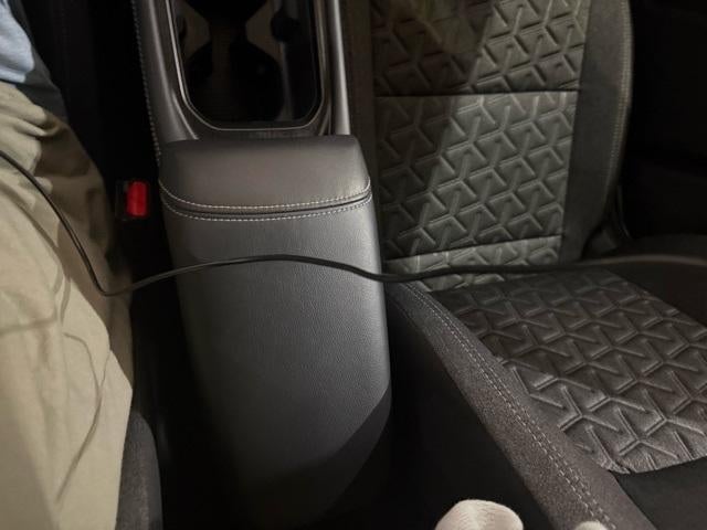 2025 Nissan Kicks SV AWD