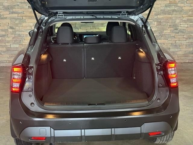 2025 Nissan Kicks SV AWD