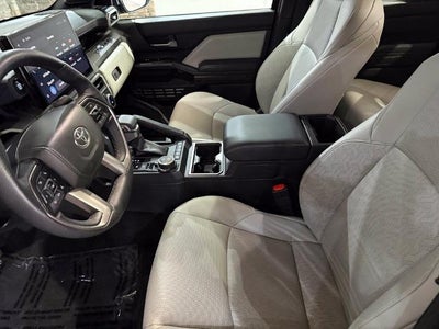 2025 Toyota Tacoma 4WD 4WD Limited Double Cab 5' Bed AT (Natl)