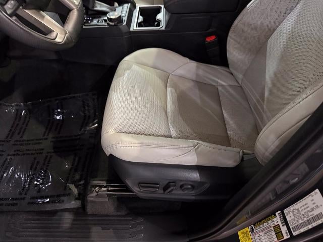 2025 Toyota Tacoma 4WD 4WD Limited Double Cab 5' Bed AT (Natl)