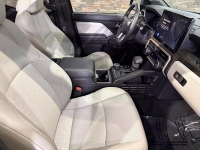 2025 Toyota Tacoma 4WD 4WD Limited Double Cab 5' Bed AT (Natl)