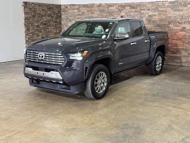 2025 Toyota Tacoma 4WD 4WD Limited Double Cab 5' Bed AT (Natl)