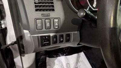 2015 Toyota Tacoma 4WD Double Cab Short Bed V6 Manual (GS)