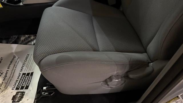 2015 Toyota Tacoma 4WD Double Cab Short Bed V6 Manual (GS)