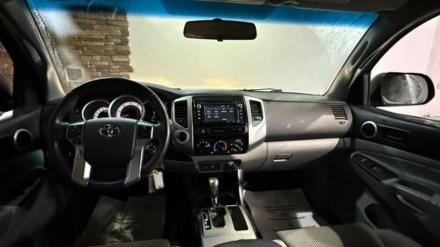 2015 Toyota Tacoma 4WD Double Cab Short Bed V6 Manual (GS)