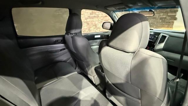 2015 Toyota Tacoma 4WD Double Cab Short Bed V6 Manual (GS)