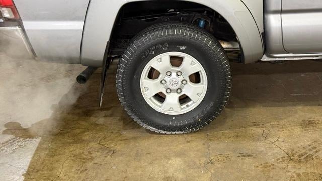 2015 Toyota Tacoma 4WD Double Cab Short Bed V6 Manual (GS)