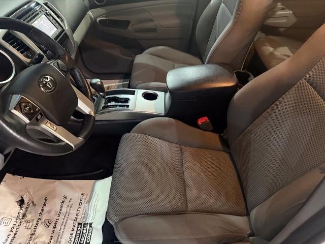 2015 Toyota Tacoma 4WD Double Cab Long Bed V6 Automatic (Natl)