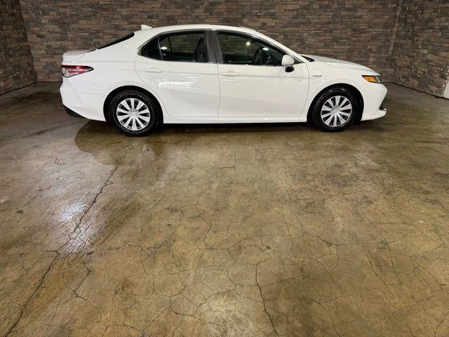 2018 Toyota Camry Hybrid LE CVT (Natl)