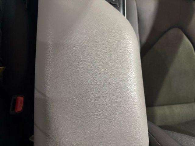 2018 Toyota Camry Hybrid LE CVT (Natl)