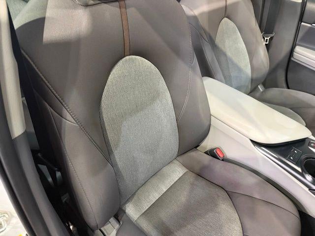 2018 Toyota Camry Hybrid LE CVT (Natl)