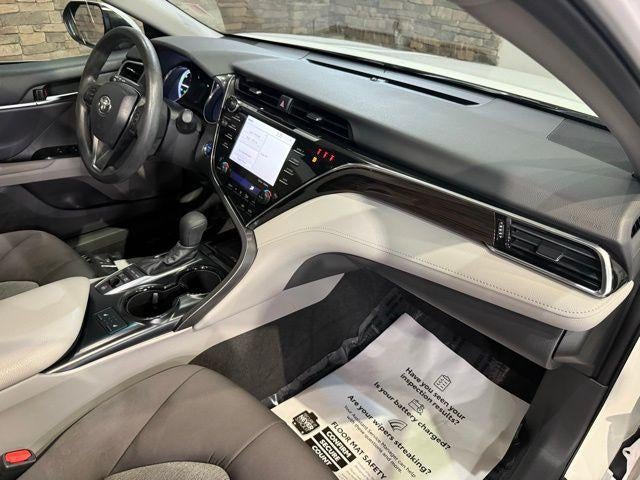 2018 Toyota Camry Hybrid LE CVT (Natl)