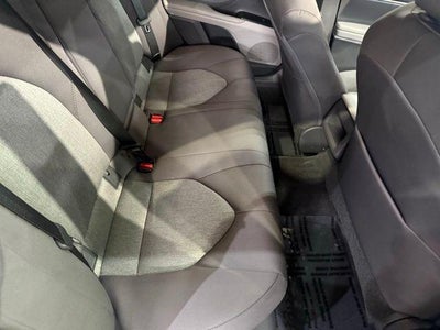 2018 Toyota Camry Hybrid LE CVT (Natl)