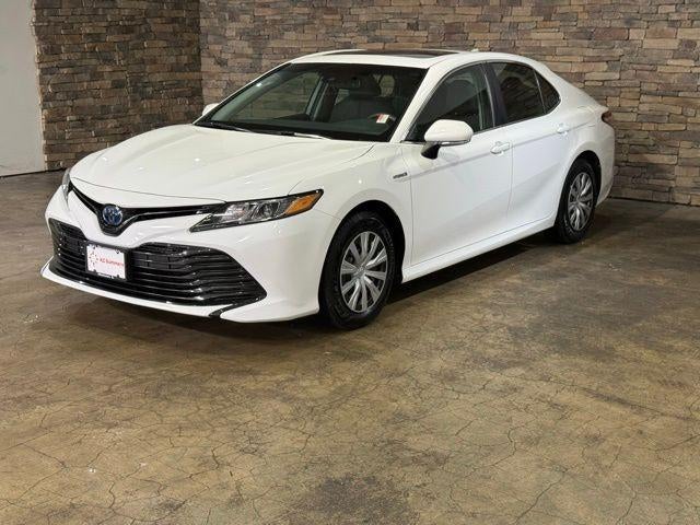 2018 Toyota Camry Hybrid LE CVT (Natl)