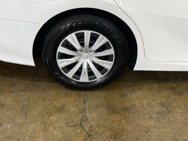 2018 Toyota Camry Hybrid LE CVT (Natl)