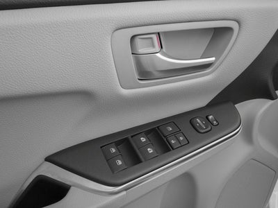 2017 Toyota Camry SE Auto (SE)