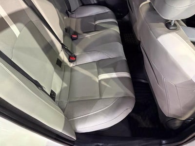 2025 Toyota Camry SE AWD (Natl)