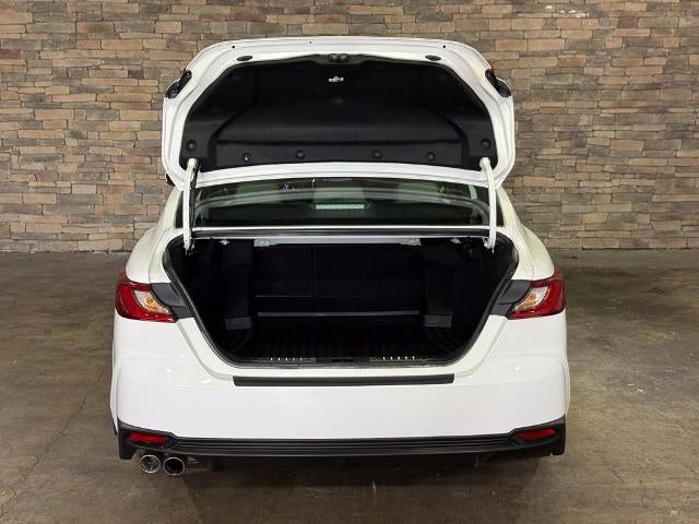 2025 Toyota Camry SE AWD (Natl)