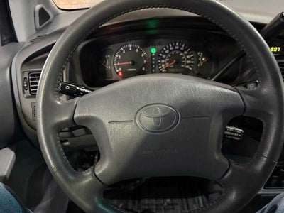 1998 Toyota Sienna LE