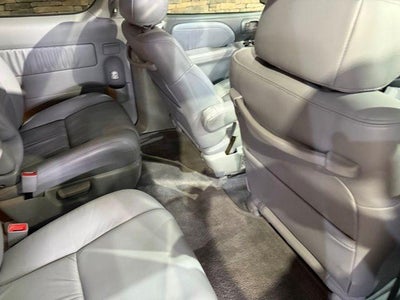1998 Toyota Sienna LE