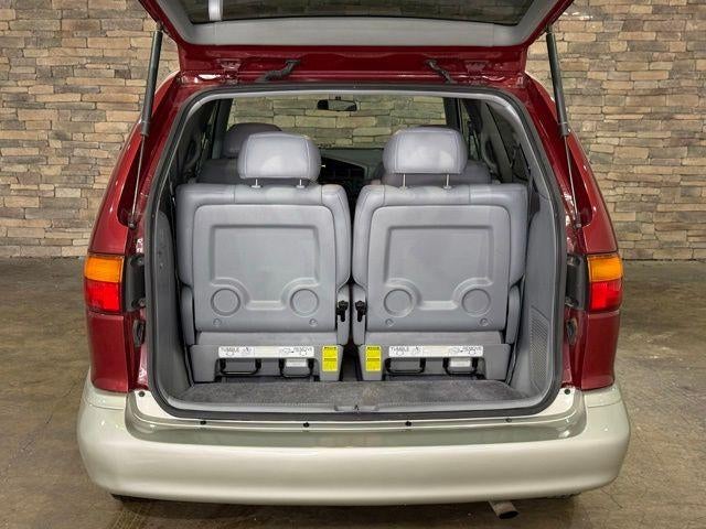 1998 Toyota Sienna LE
