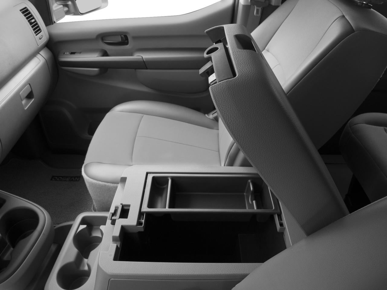2017 Nissan NV Passenger V8 SL