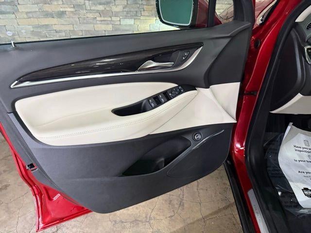 2024 Buick Enclave Essence FWD