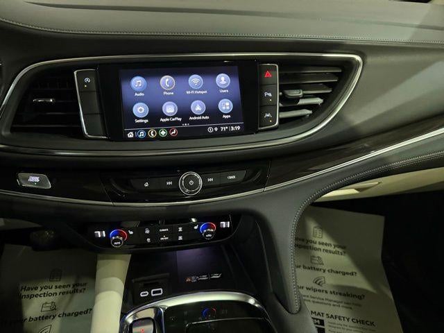 2024 Buick Enclave Essence FWD
