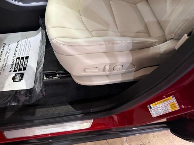 2024 Buick Enclave Essence FWD