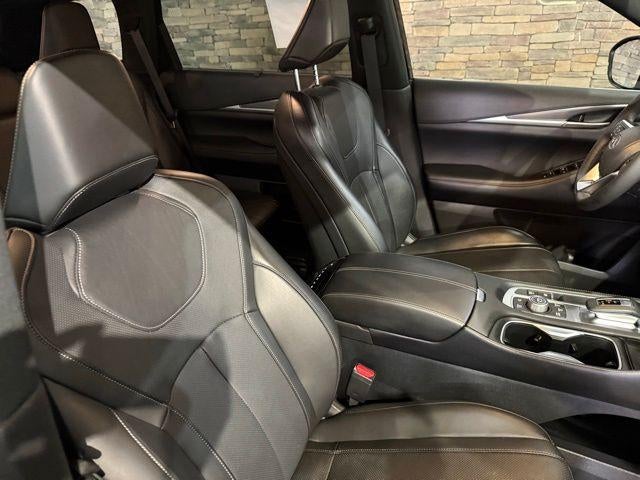 2025 INFINITI QX60 LUXE AWD
