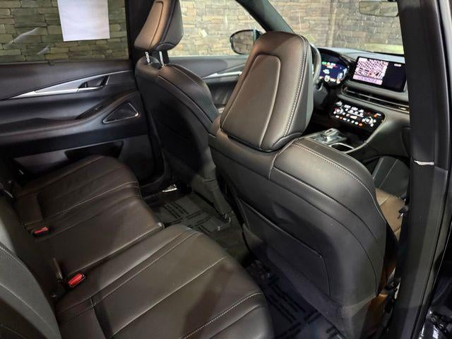 2025 INFINITI QX60 LUXE AWD