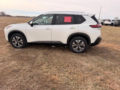 2021 Nissan Rogue AWD SV