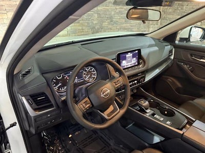 2026 Nissan Rogue FWD SV *Ltd Avail*
