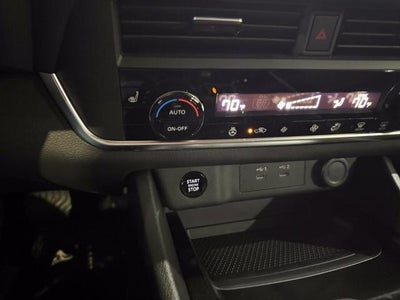 2026 Nissan Rogue FWD SV *Ltd Avail*