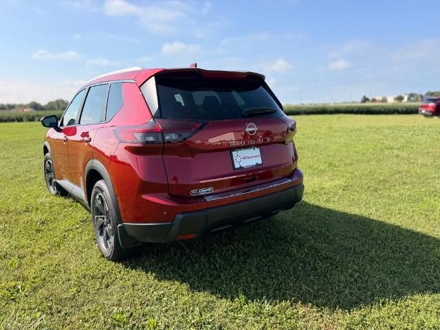 2025 Nissan Rogue FWD SV