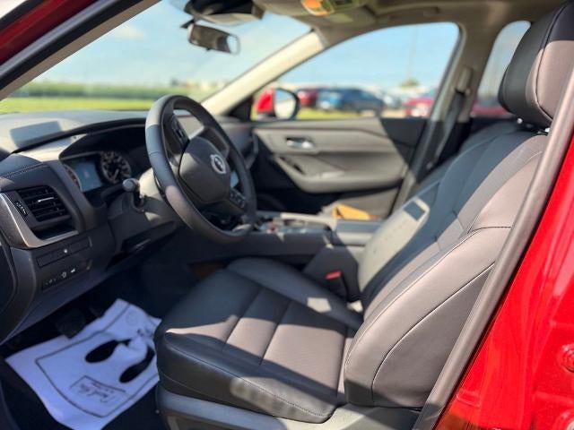 2025 Nissan Rogue FWD SV