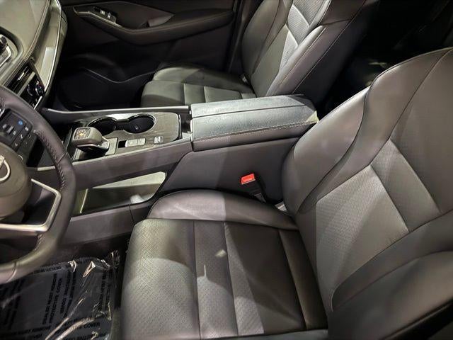 2023 Nissan Rogue FWD SV