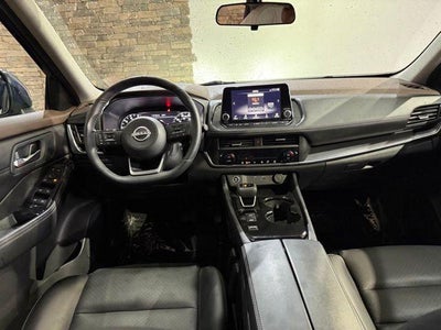 2023 Nissan Rogue FWD SV